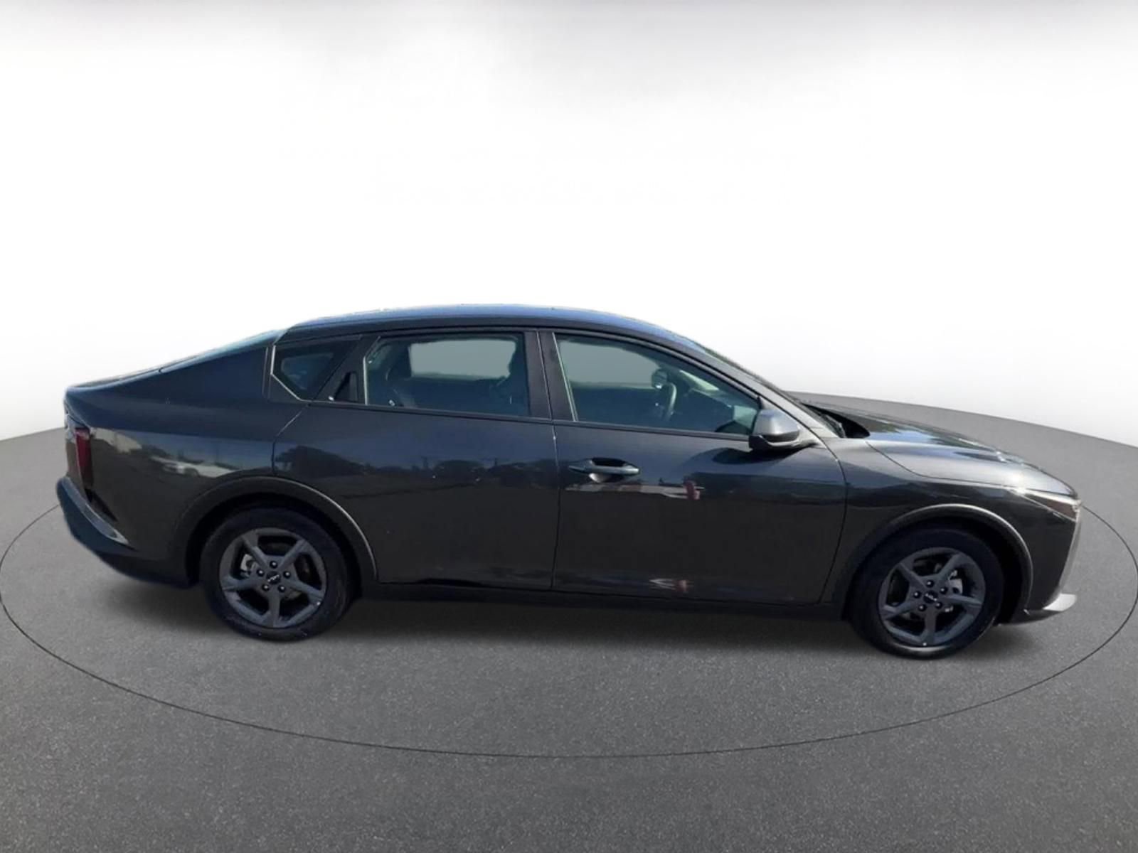 Thumbnail: 2025 Kia K4 - 16