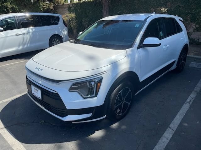 Thumbnail: 2026 Kia Niro - 8