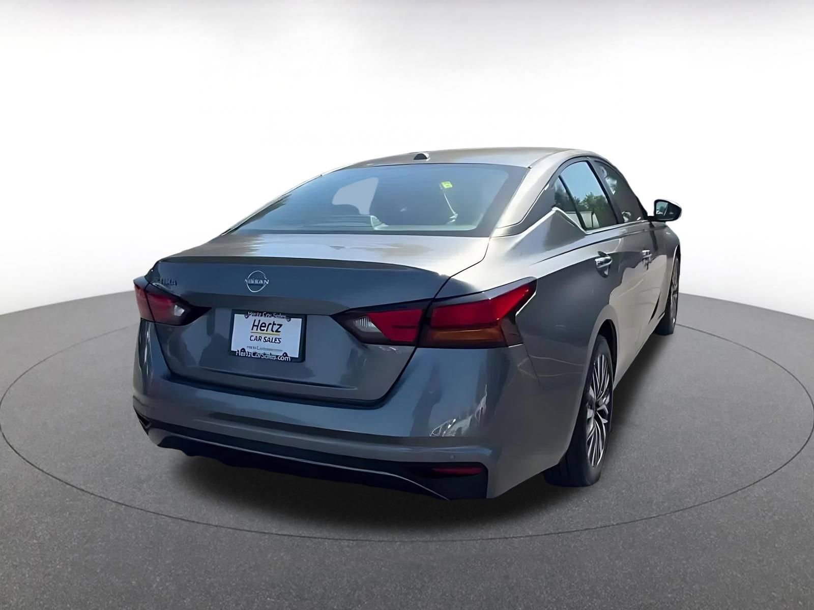 Thumbnail: 2025 Nissan Altima - 15