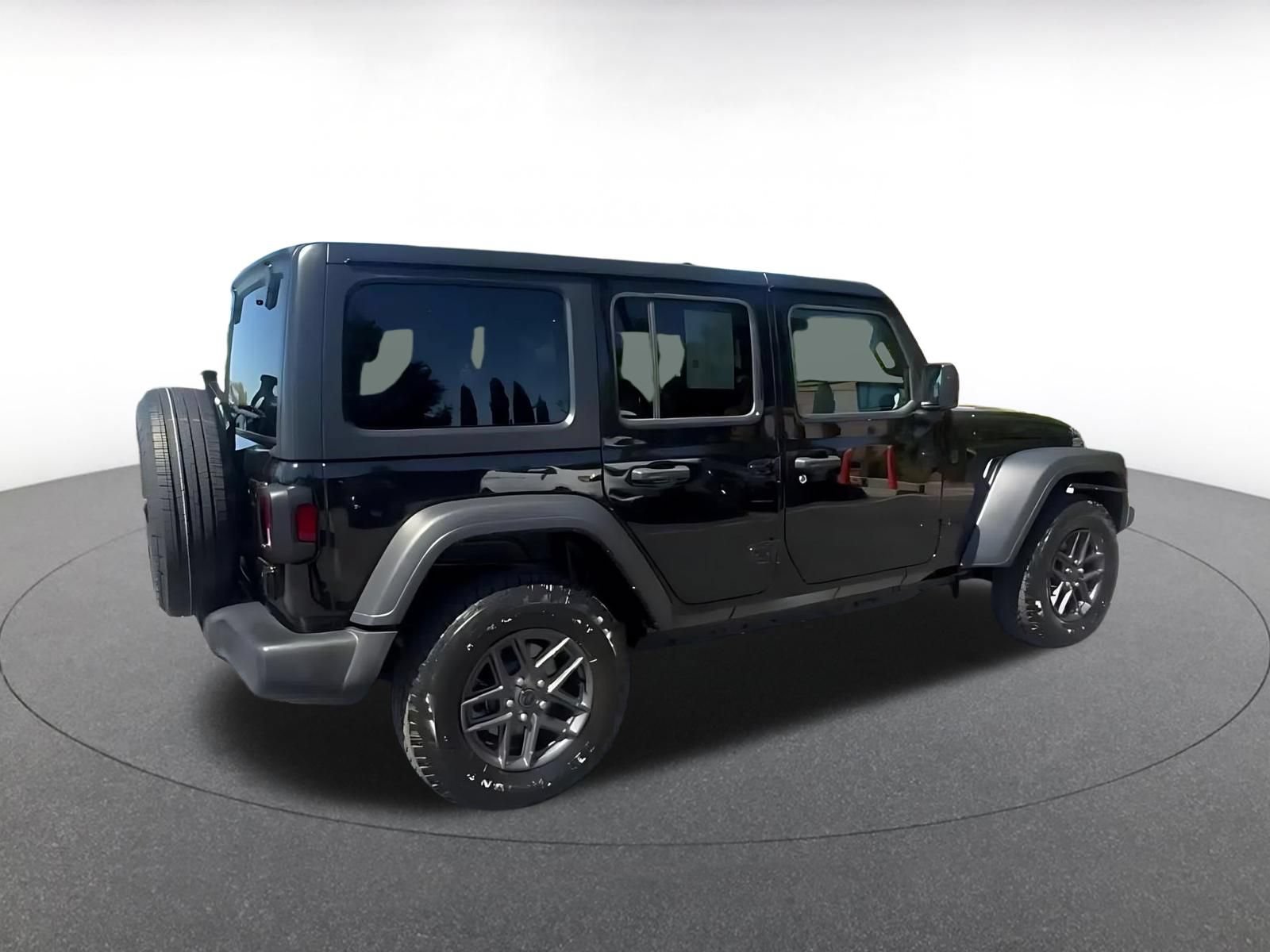 Thumbnail: 2025 Jeep Wrangler - 14