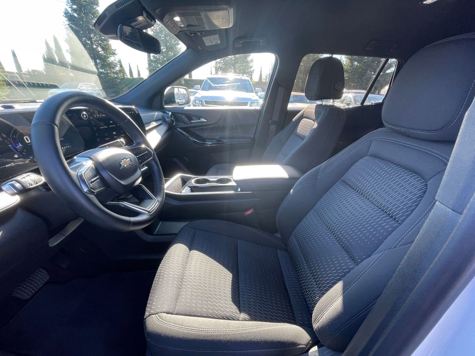 Thumbnail: 2025 Chevrolet Equinox - 27