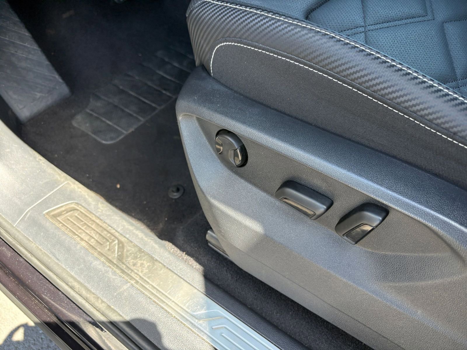 Thumbnail: 2025 Volkswagen Atlas - 23