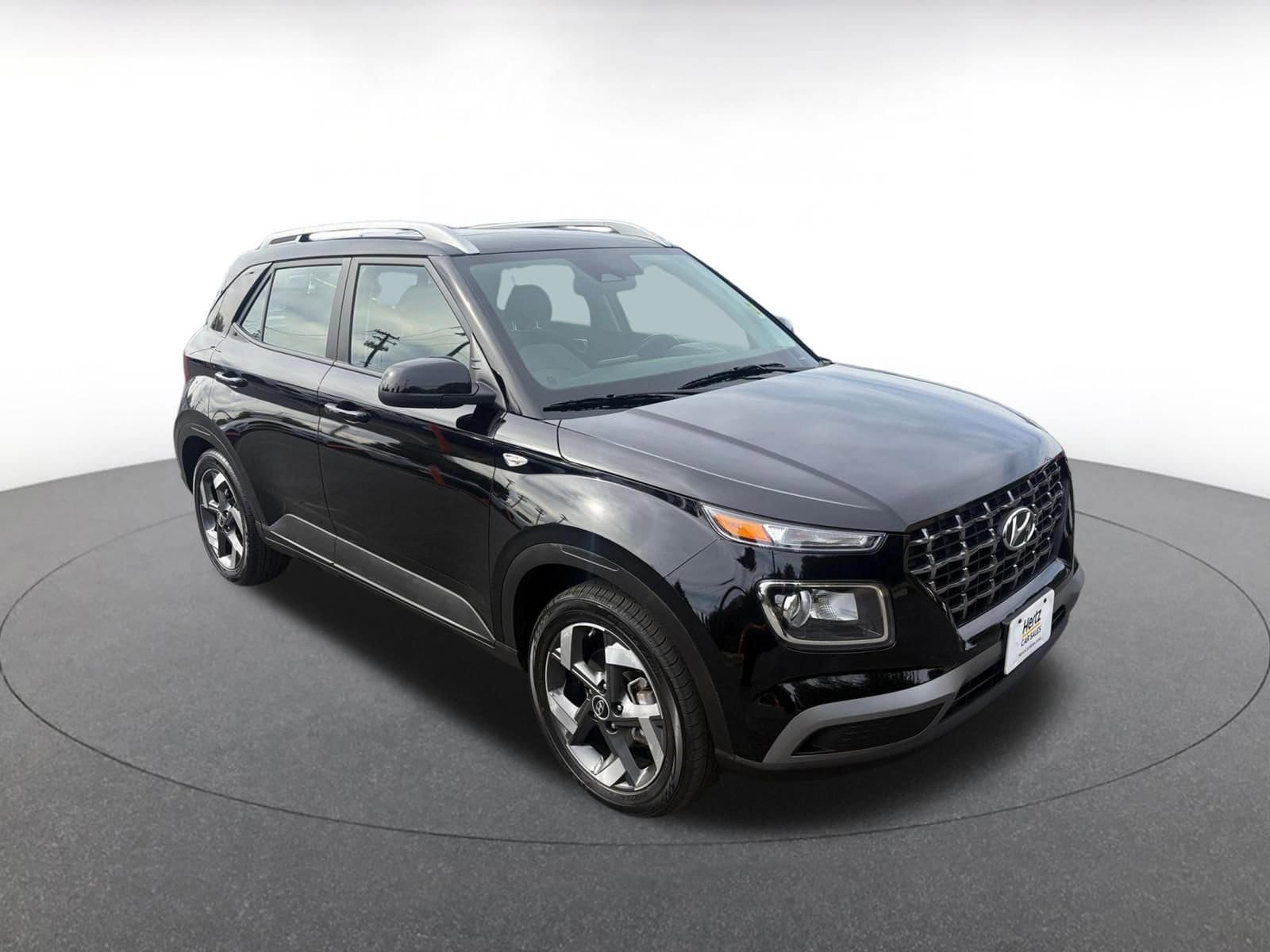 Thumbnail: 2025 Hyundai Venue - 1