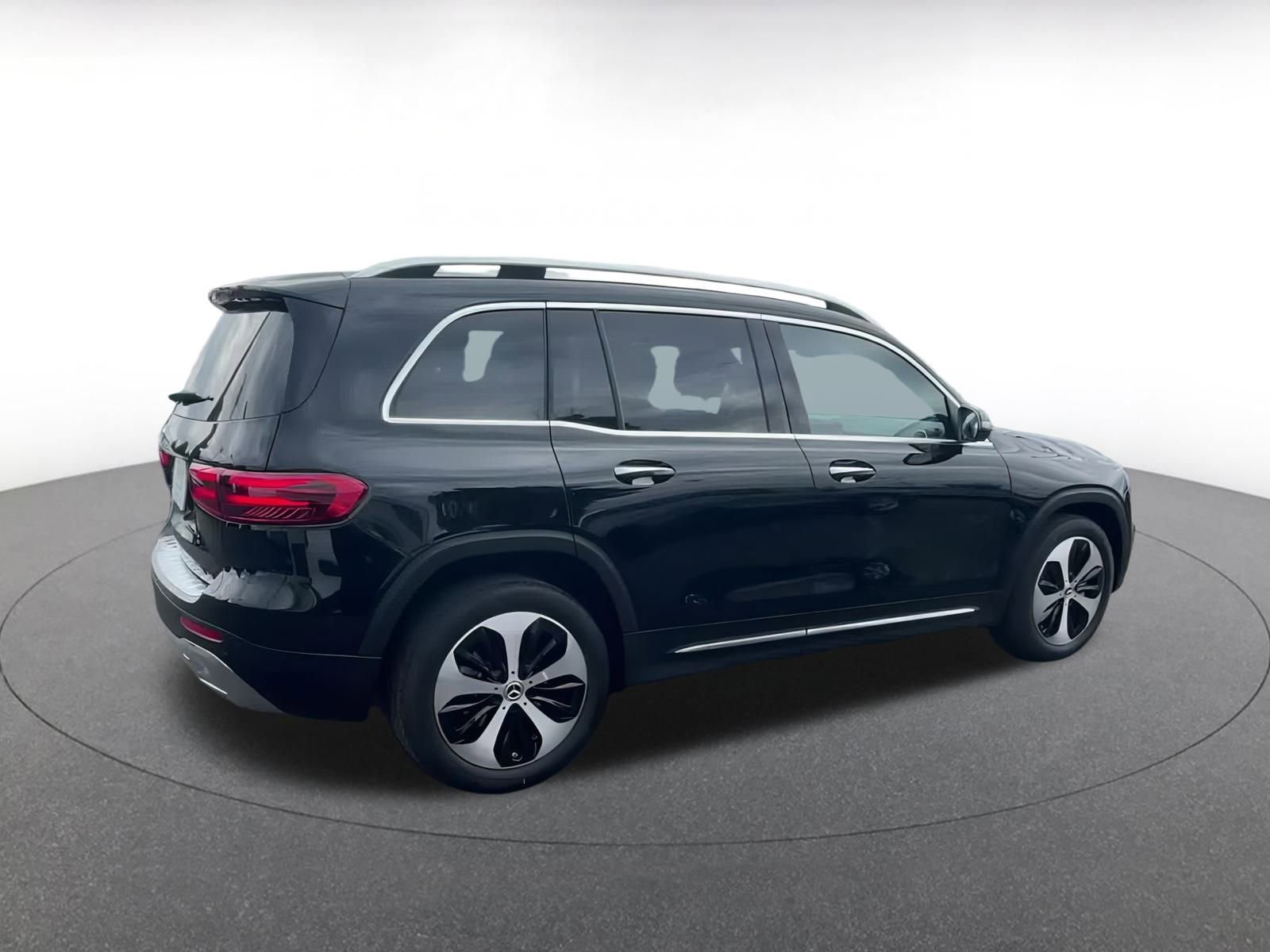 Thumbnail: 2024 Mercedes-Benz GLB - 15