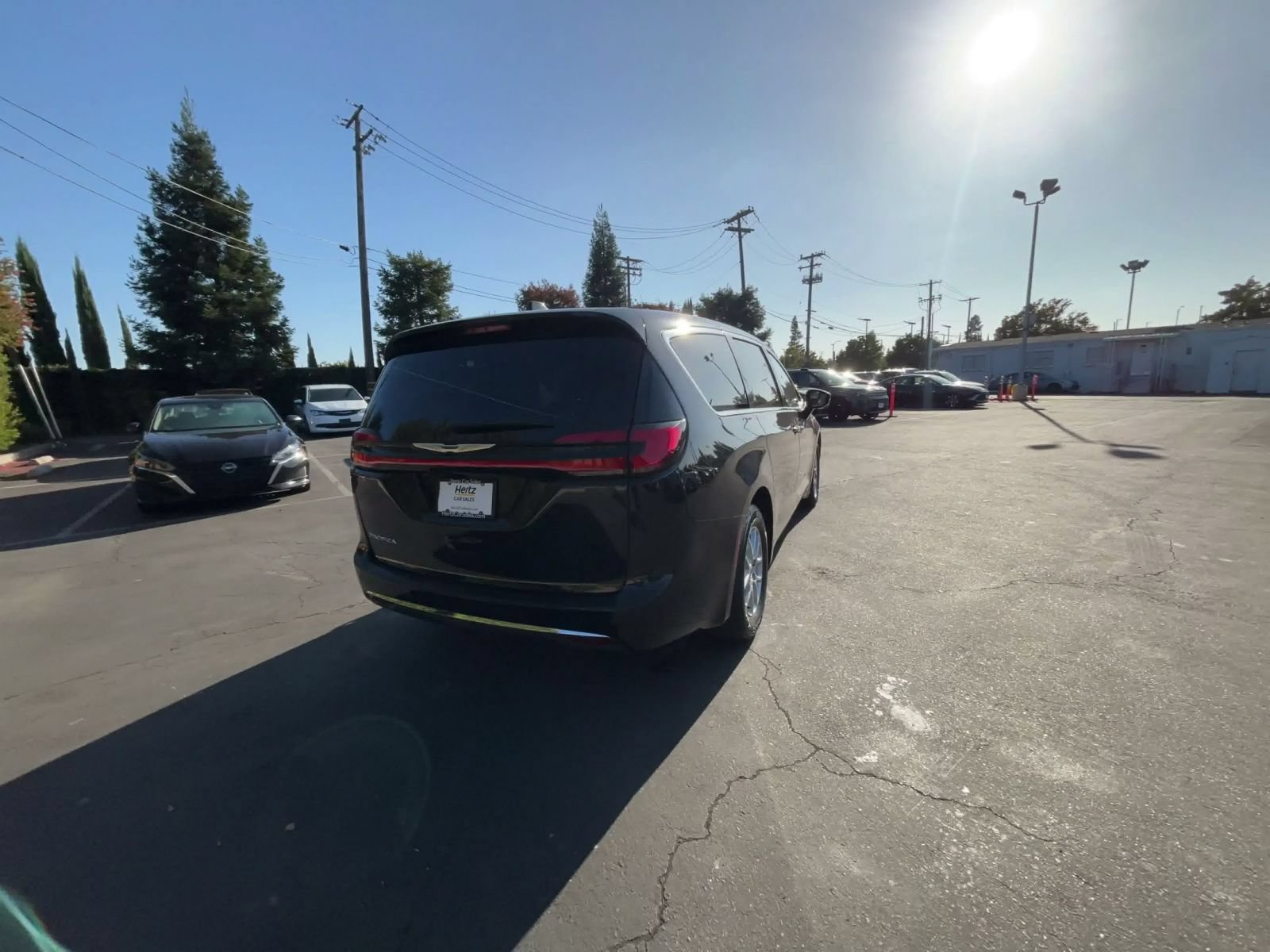 Thumbnail: 2025 Chrysler Pacifica - 13