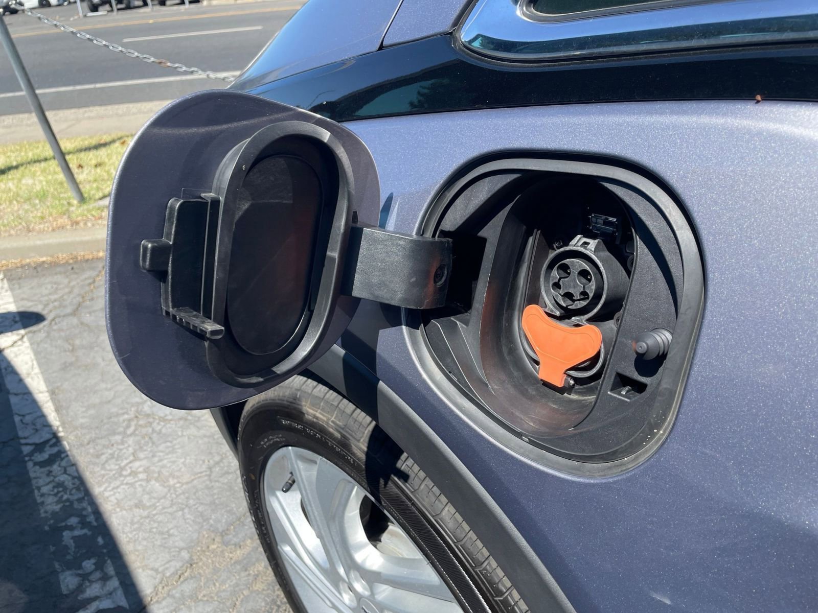 Thumbnail: 2023 Chevrolet Bolt EV - 20