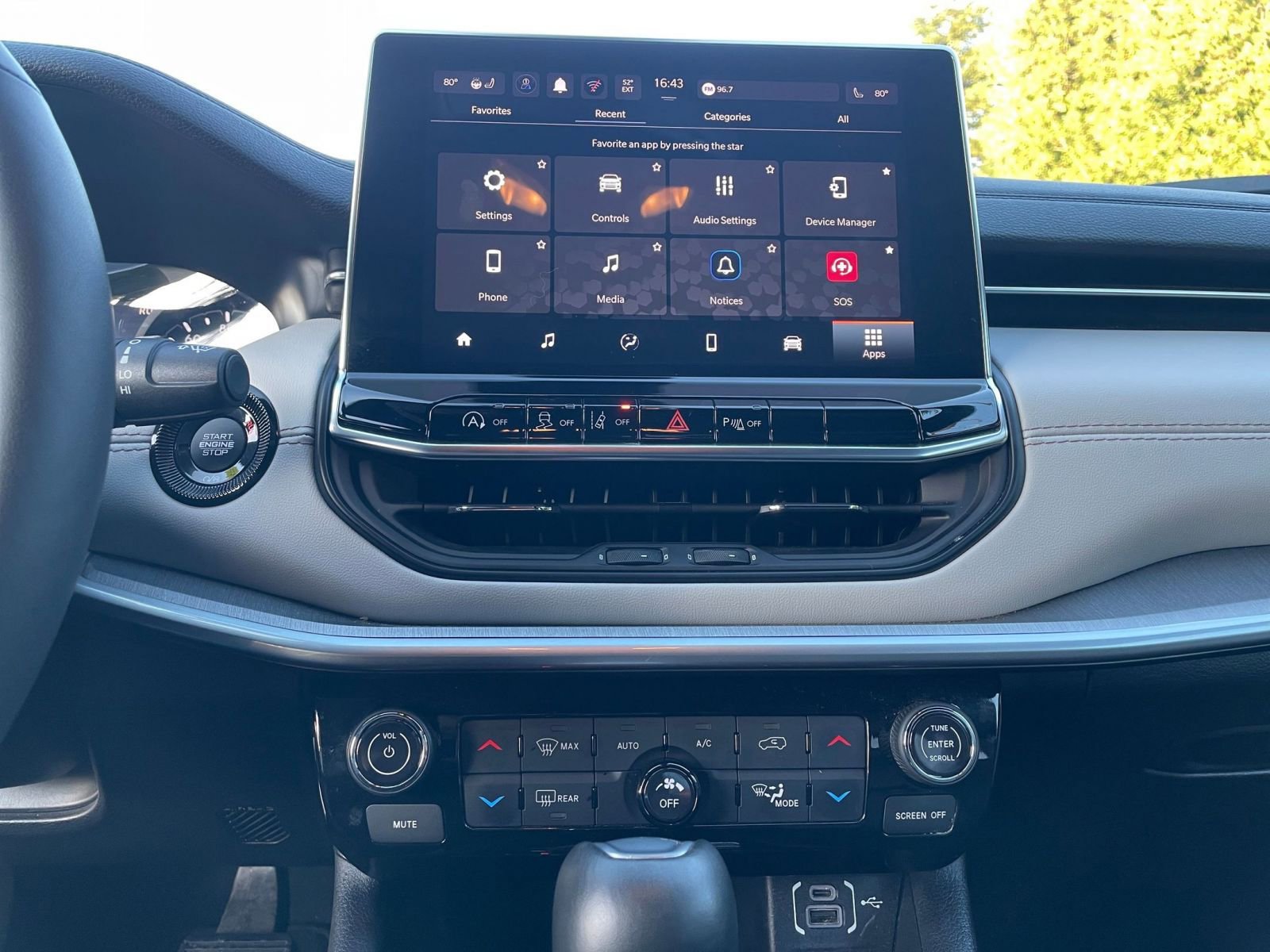 Thumbnail: 2025 Jeep Compass - 18