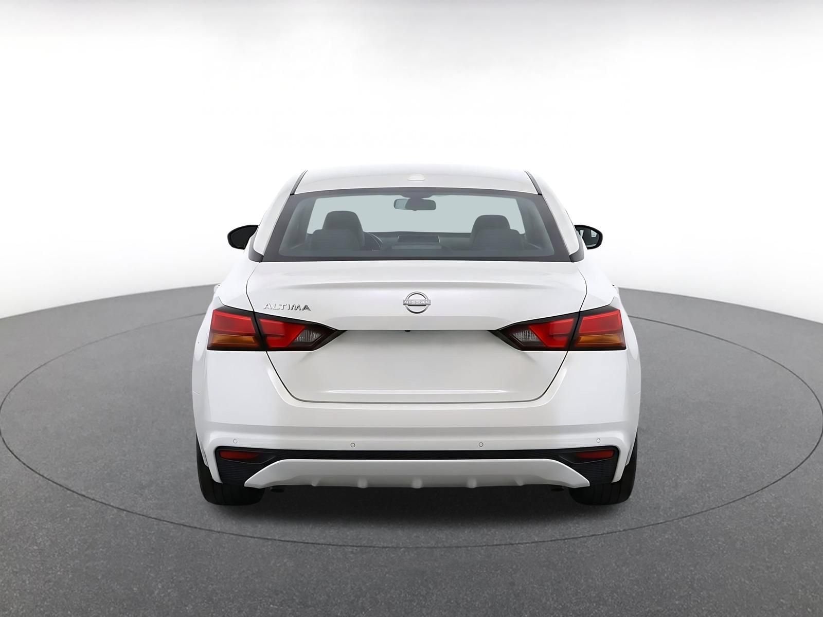 Thumbnail: 2025 Nissan Altima - 9