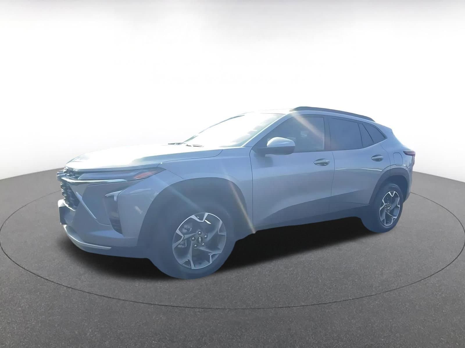 Thumbnail: 2025 Chevrolet Trax - 8