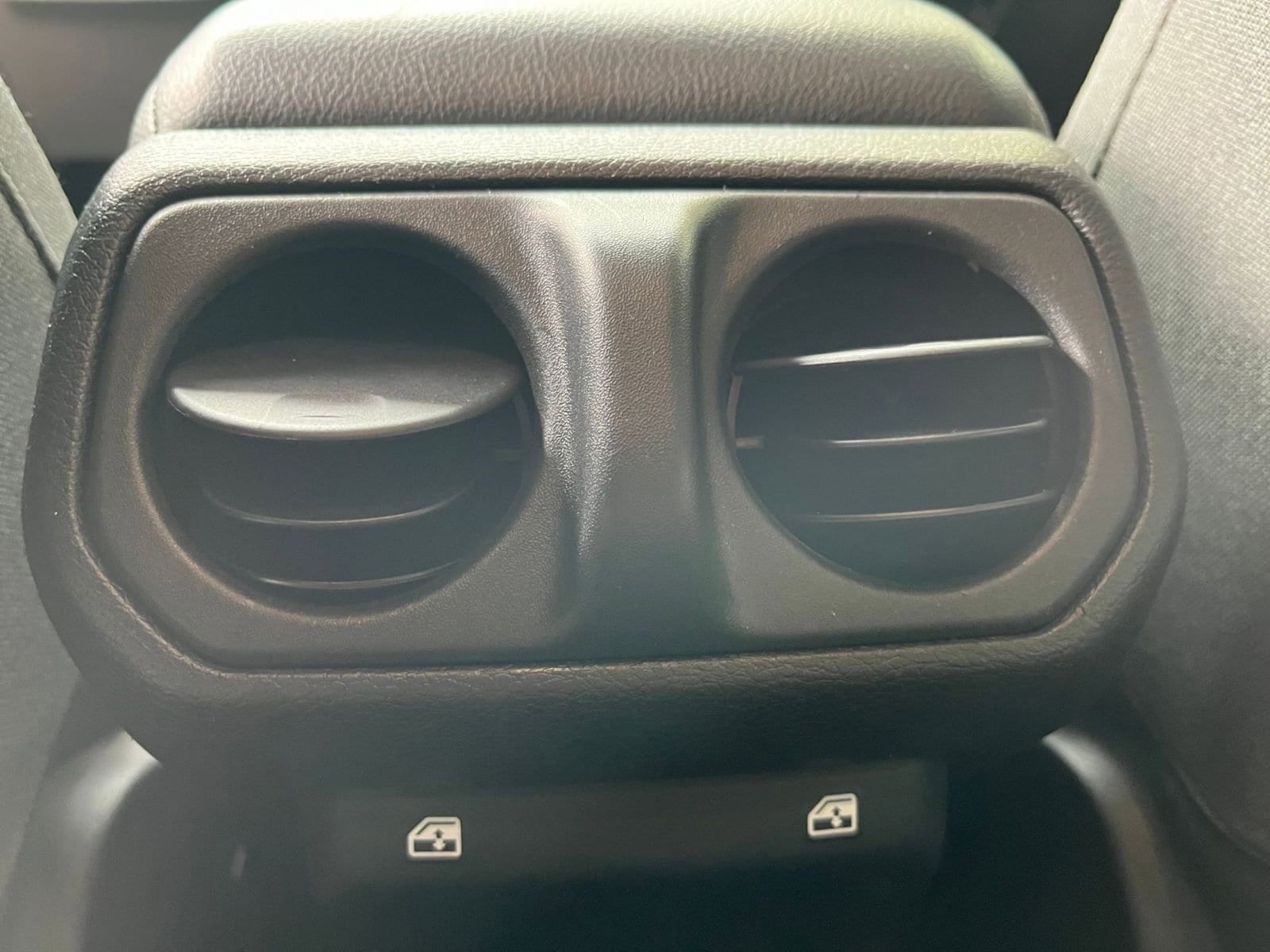 Thumbnail: 2025 Jeep Wrangler - 23