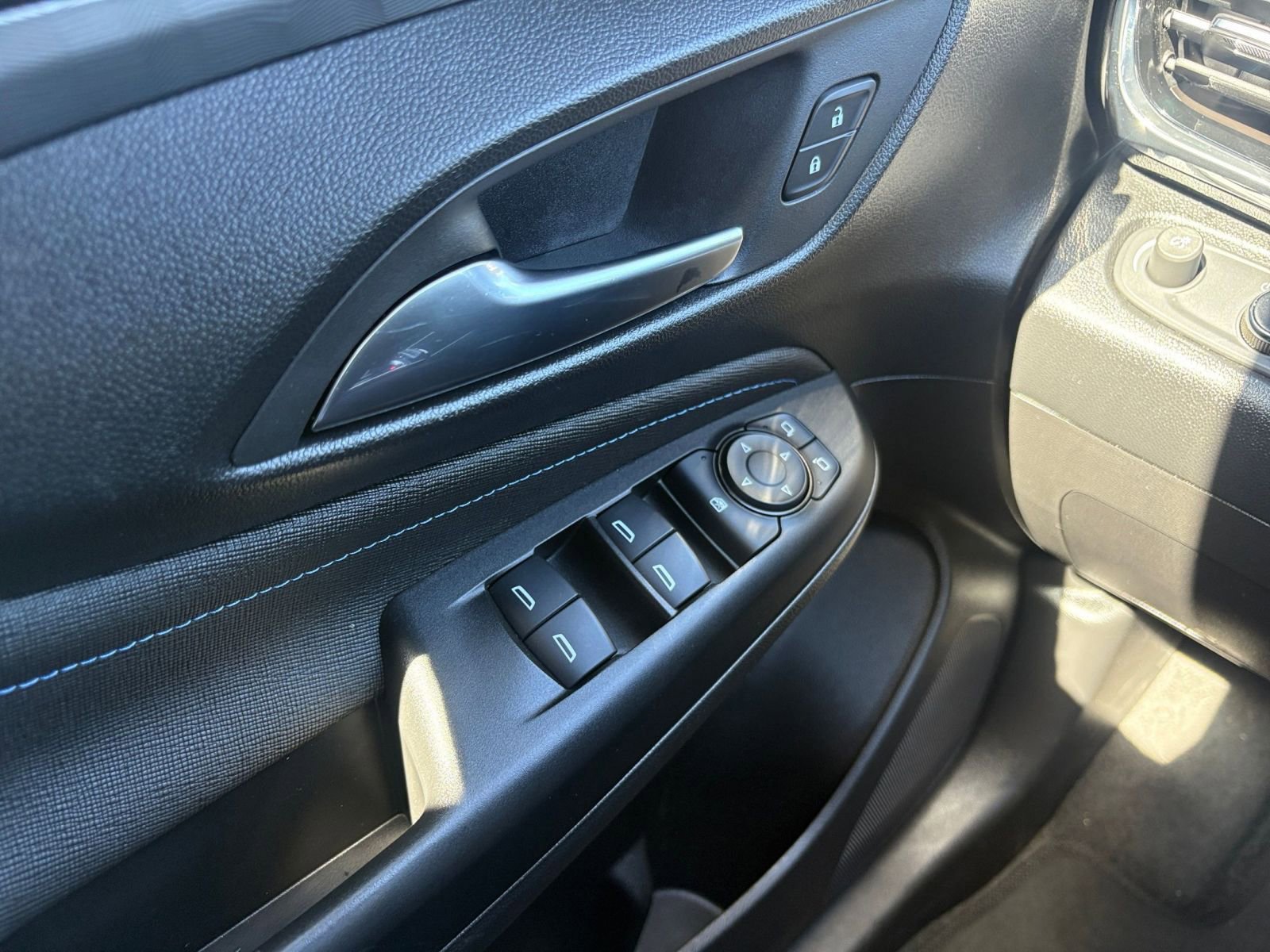 Thumbnail: 2025 Buick Envista - 18