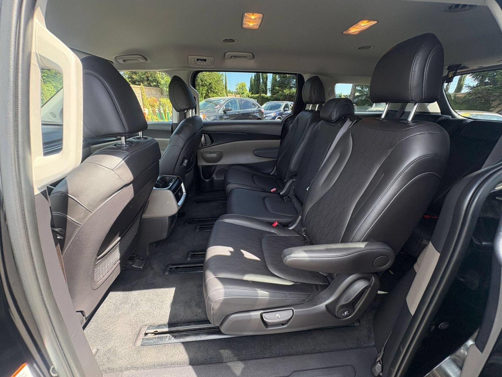 Thumbnail: 2026 Kia Carnival - 28