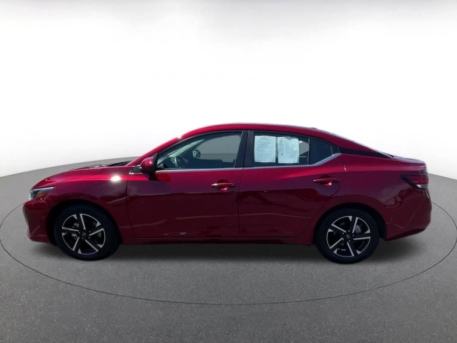 Thumbnail: 2024 Nissan Sentra - 9