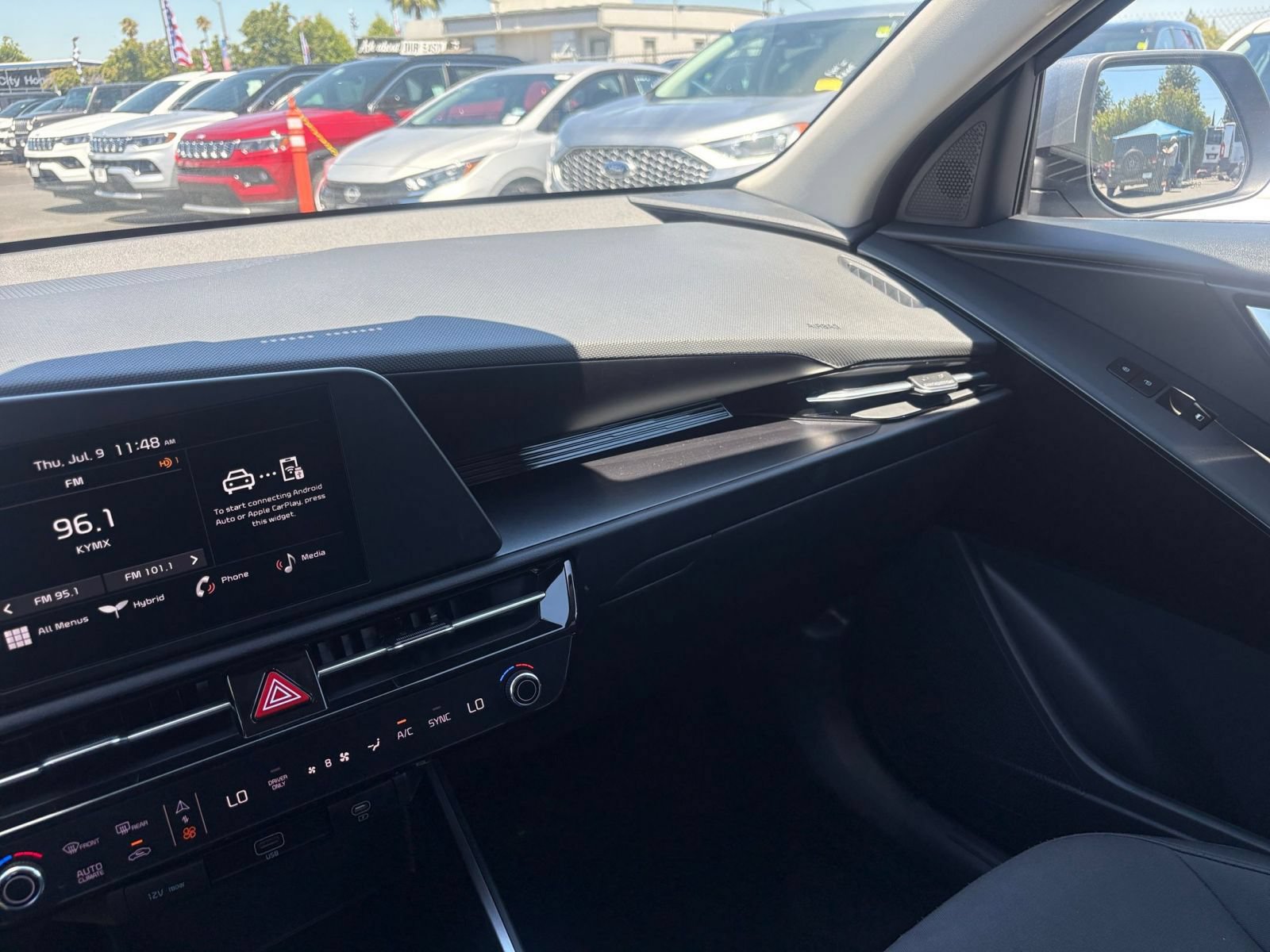 Thumbnail: 2026 Kia Niro - 33