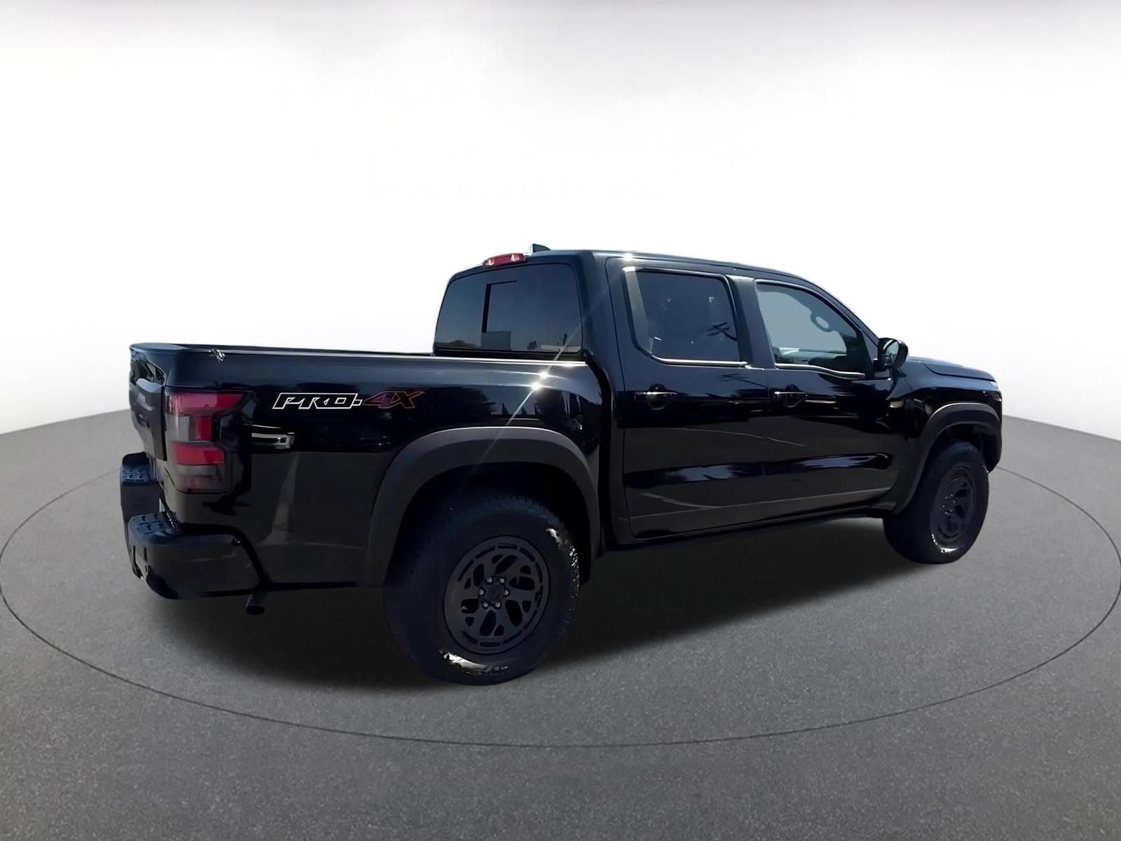 Thumbnail: 2026 Nissan Frontier - 15