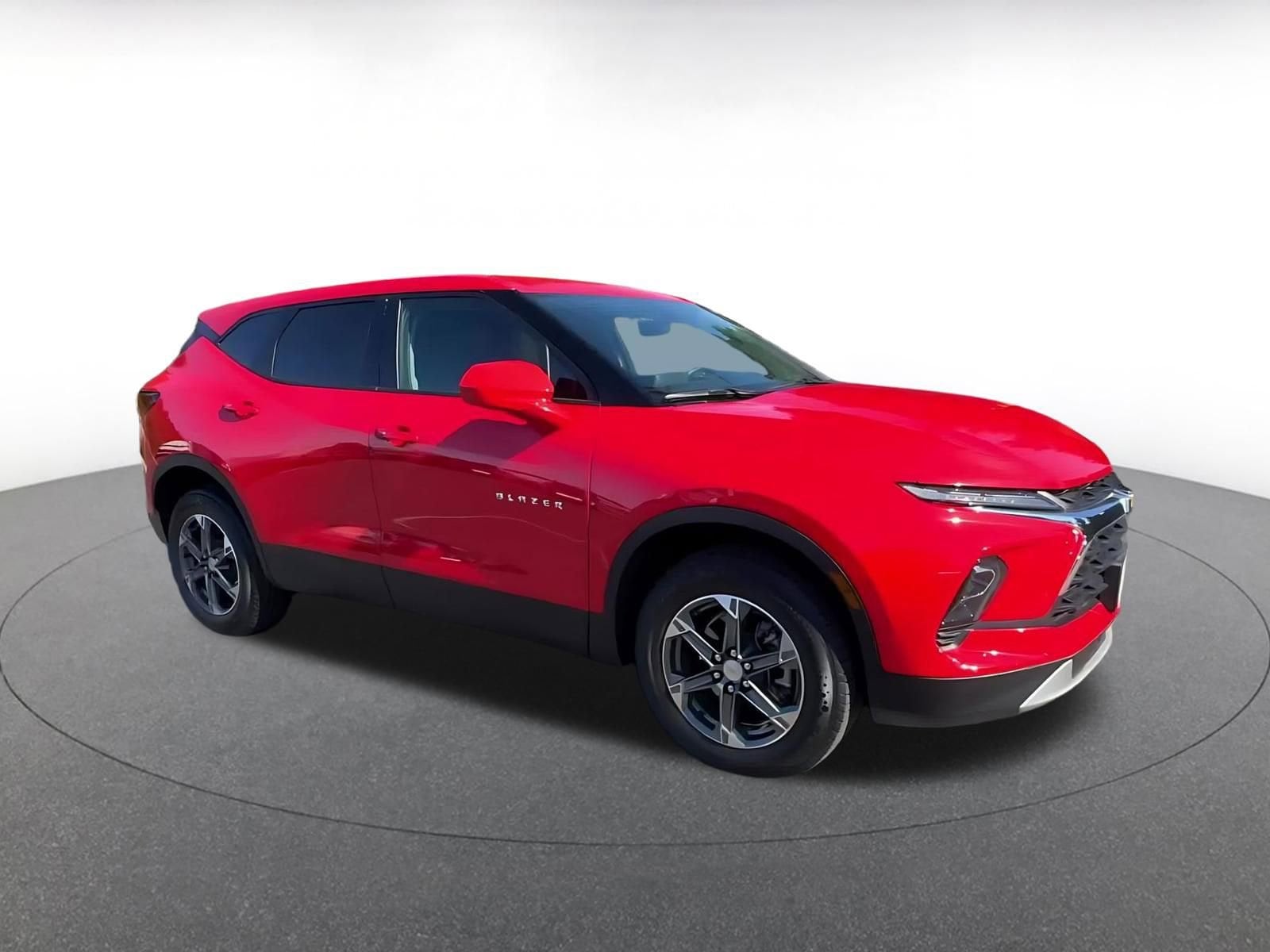 Thumbnail: 2025 Chevrolet Blazer - 2