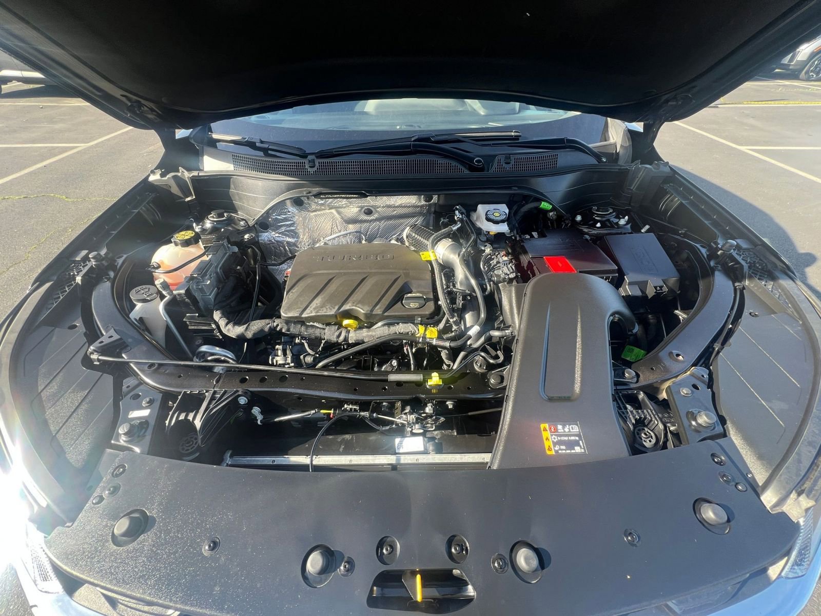 Thumbnail: 2025 Chevrolet Trax - 32