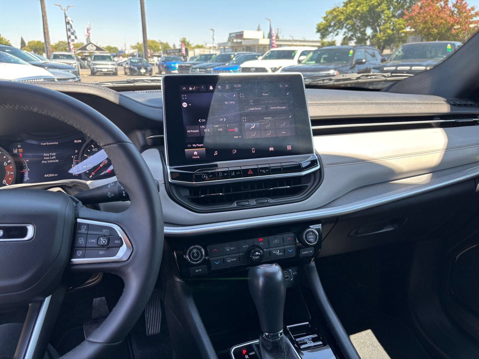 Thumbnail: 2025 Jeep Compass - 17