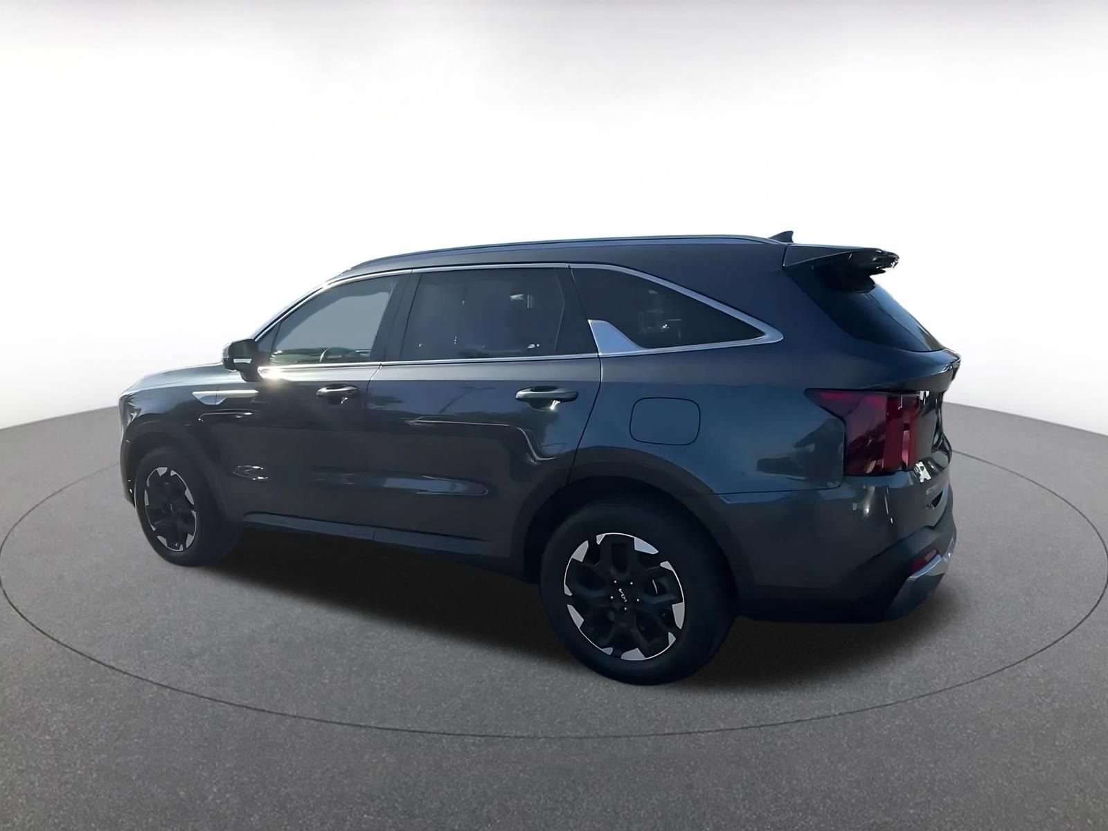 Thumbnail: 2024 Kia Sorento - 9