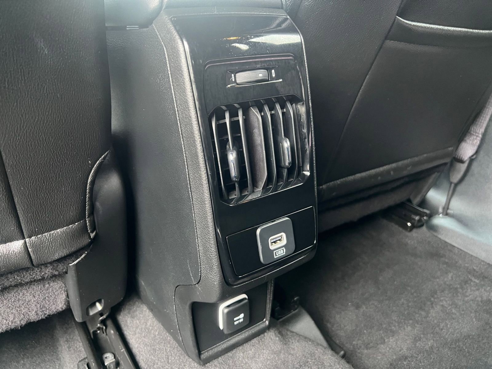 Thumbnail: 2025 Jeep Compass - 24