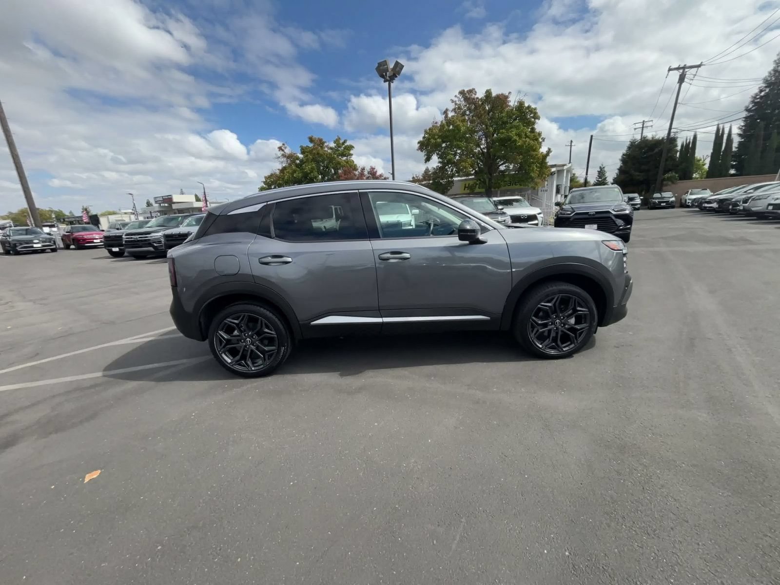 Thumbnail: 2026 Nissan Kicks - 15
