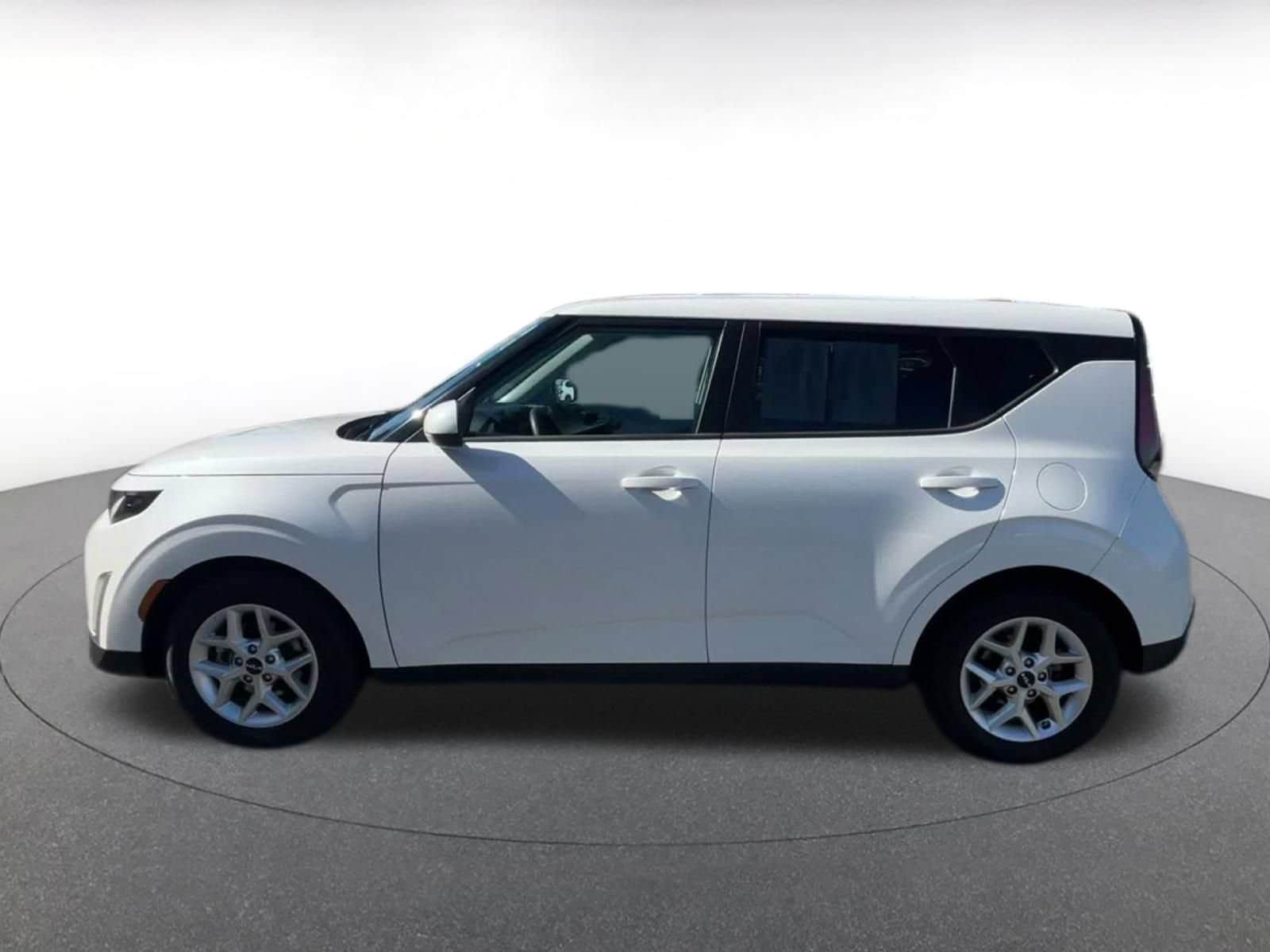 Thumbnail: 2025 Kia Soul - 8