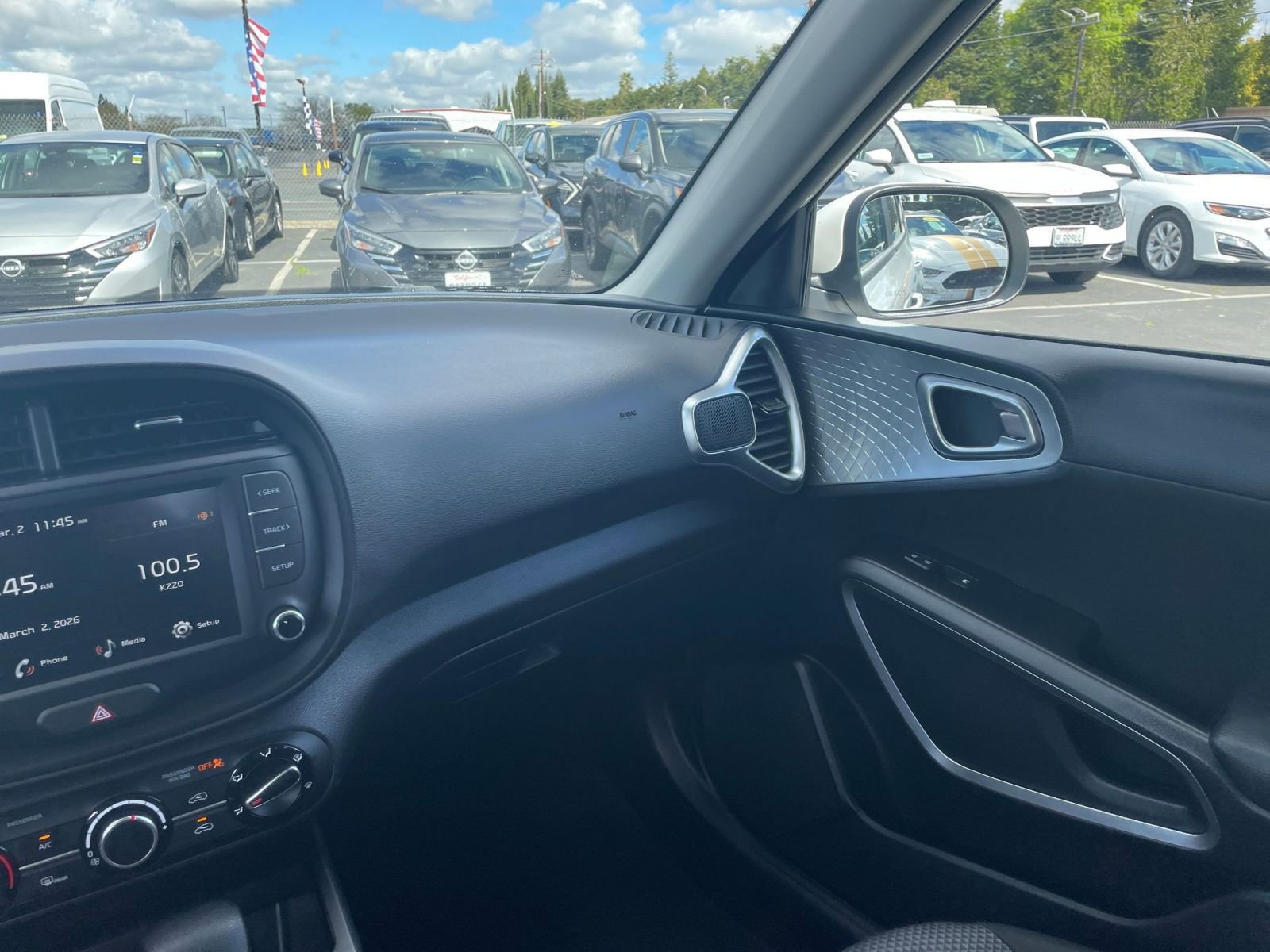 Thumbnail: 2025 Kia Soul - 33