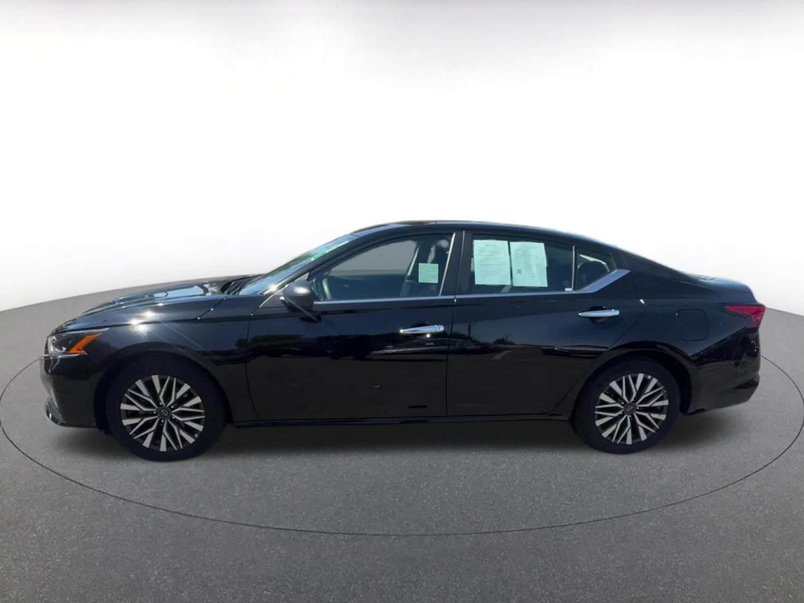 Thumbnail: 2025 Nissan Altima - 7