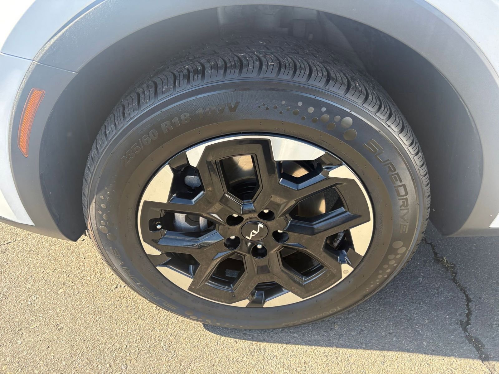 Thumbnail: 2024 Kia Sorento - 33