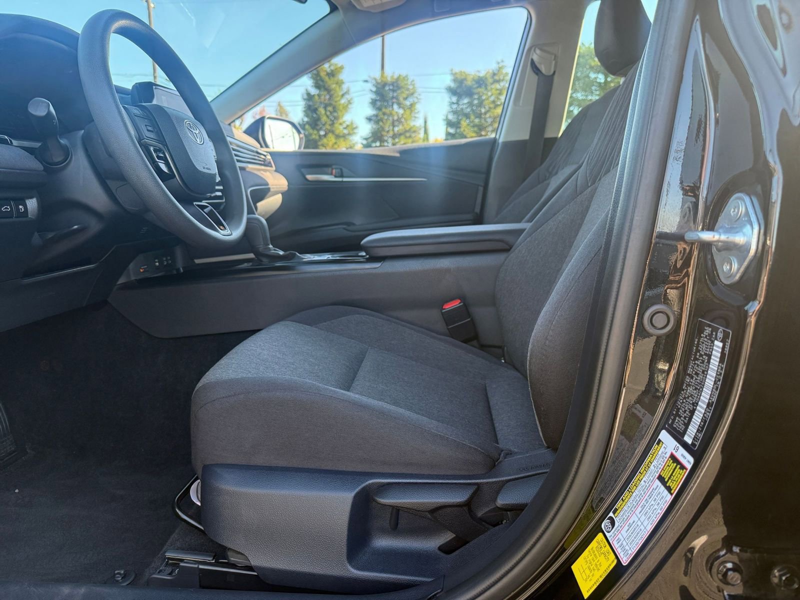 Thumbnail: 2025 Toyota Camry - 24