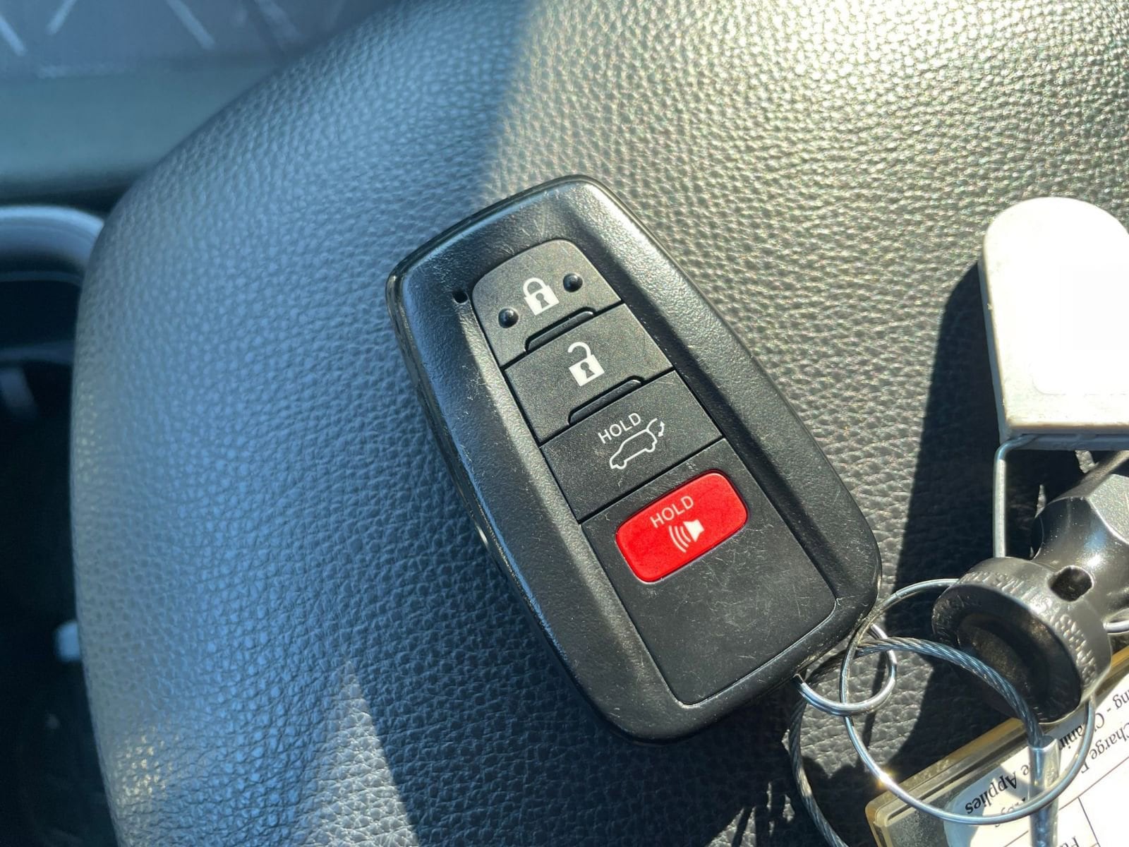 Thumbnail: 2025 Toyota RAV4 - 23