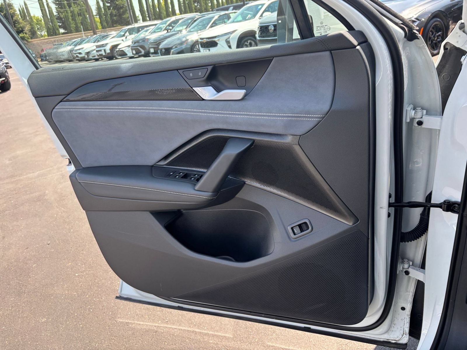 Thumbnail: 2026 Volkswagen Tiguan - 18
