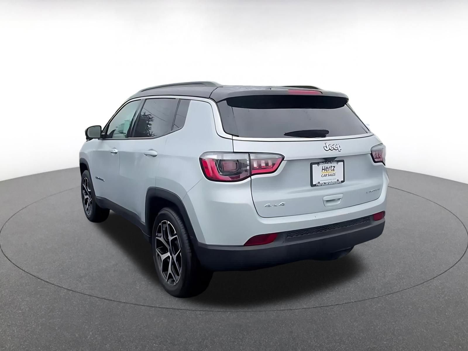 Thumbnail: 2025 Jeep Compass - 11