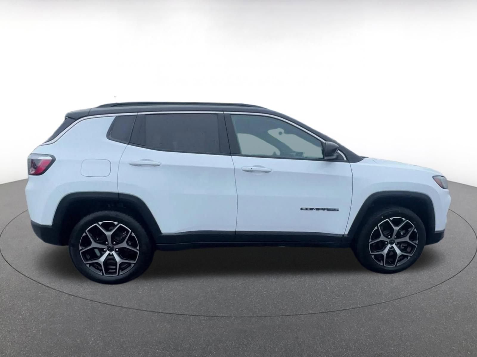 Thumbnail: 2025 Jeep Compass - 16