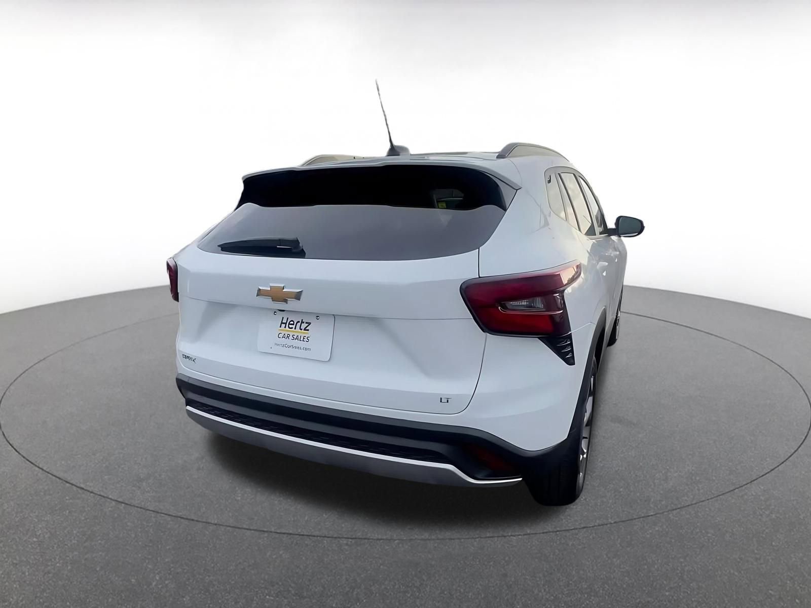 Thumbnail: 2025 Chevrolet Trax - 15