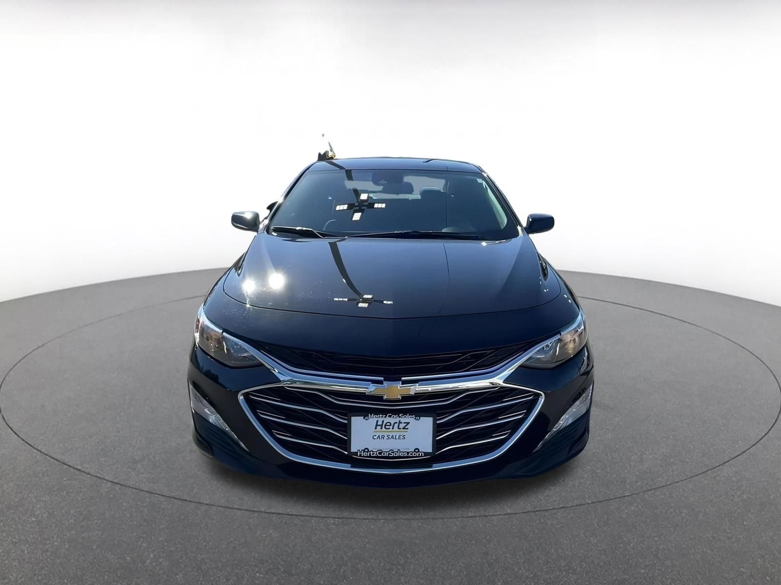 Thumbnail: 2024 Chevrolet Malibu - 4