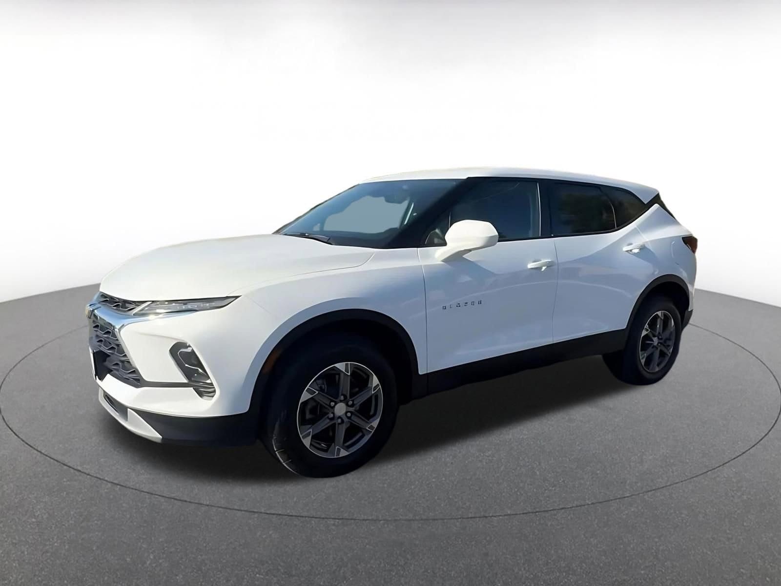 Thumbnail: 2025 Chevrolet Blazer - 8