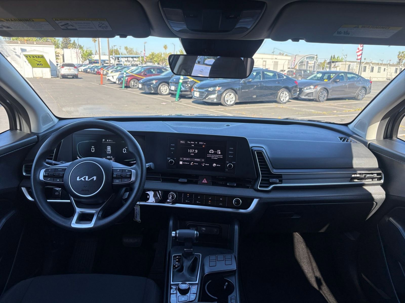 Thumbnail: 2025 Kia Sportage - 32