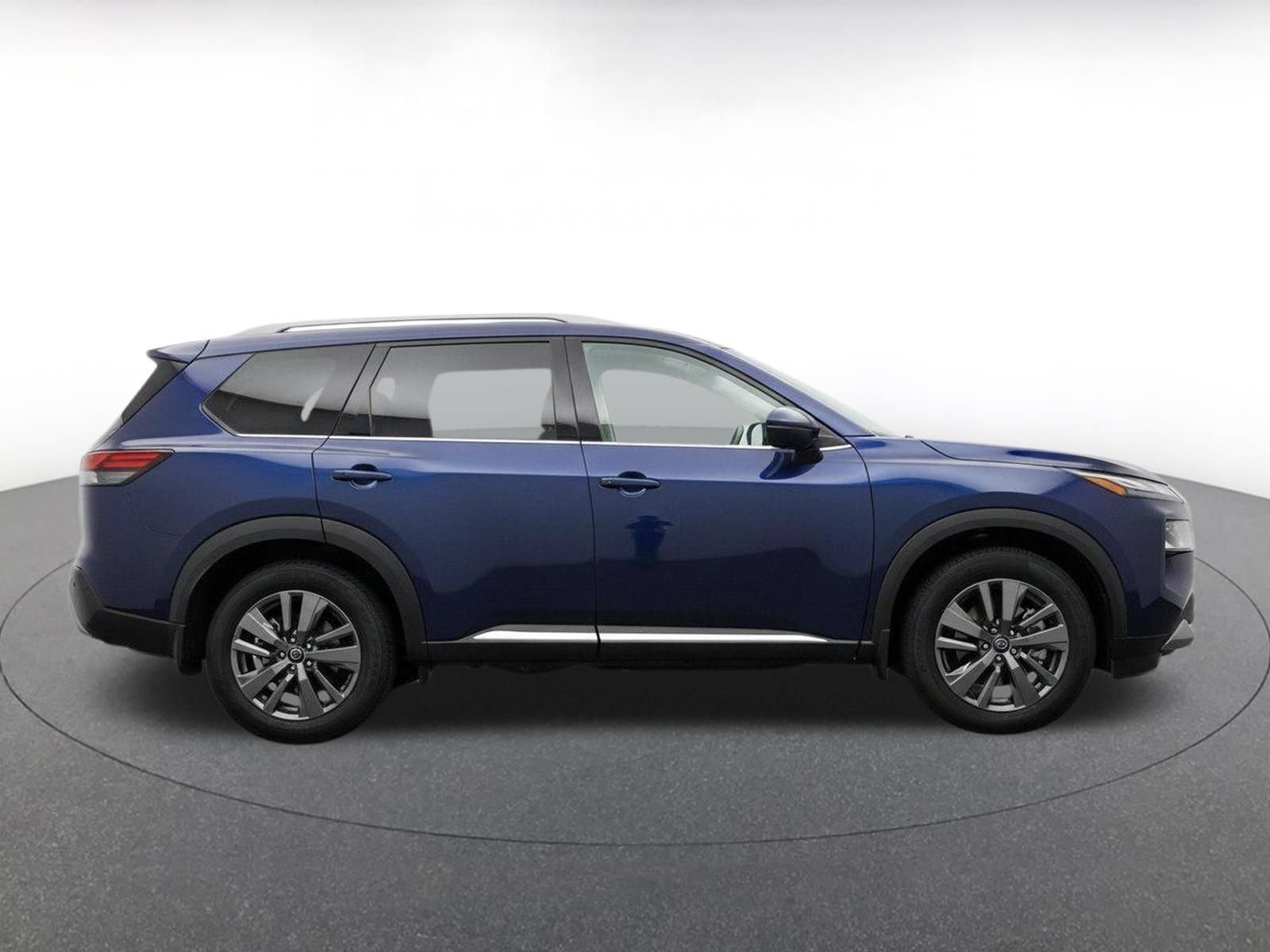 Thumbnail: 2025 Nissan Pathfinder - 10
