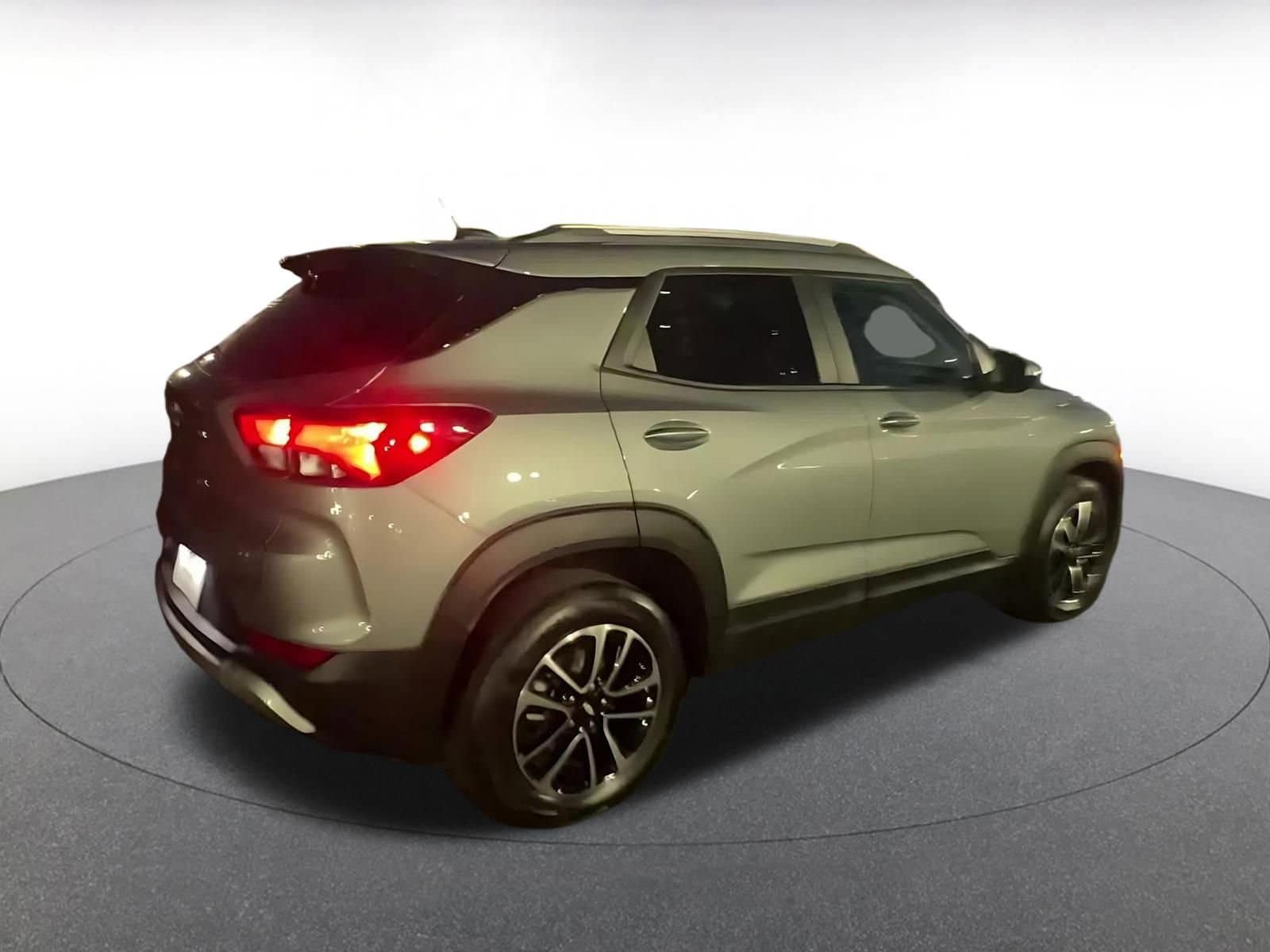 Thumbnail: 2025 Chevrolet TrailBlazer - 9