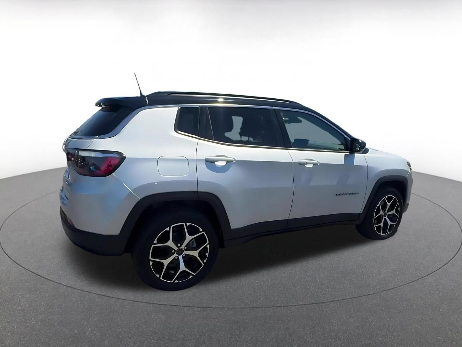 Thumbnail: 2025 Jeep Compass - 14