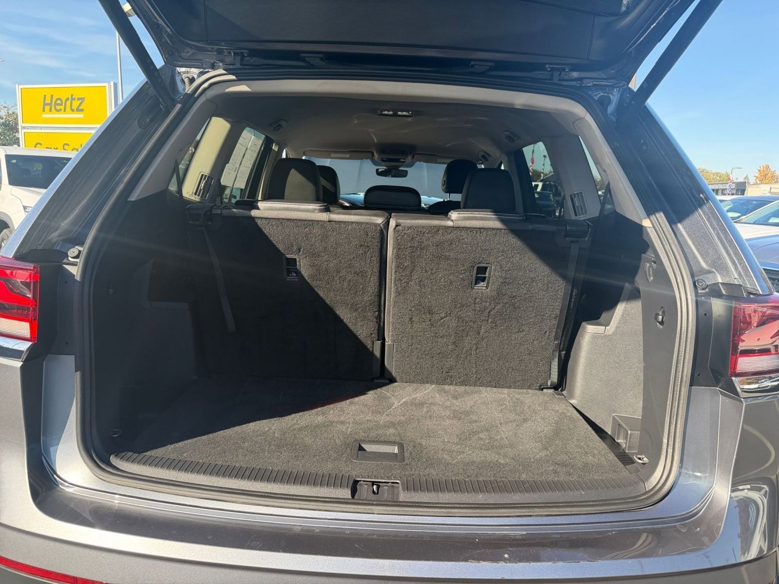 Thumbnail: 2025 Volkswagen Atlas - 31