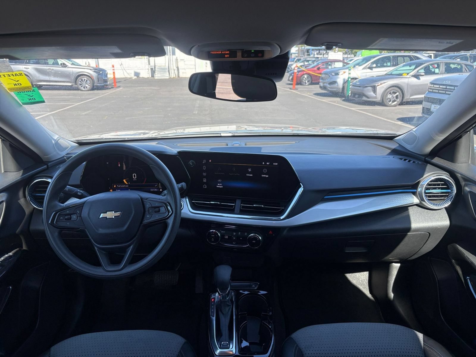 Thumbnail: 2025 Chevrolet Trax - 32