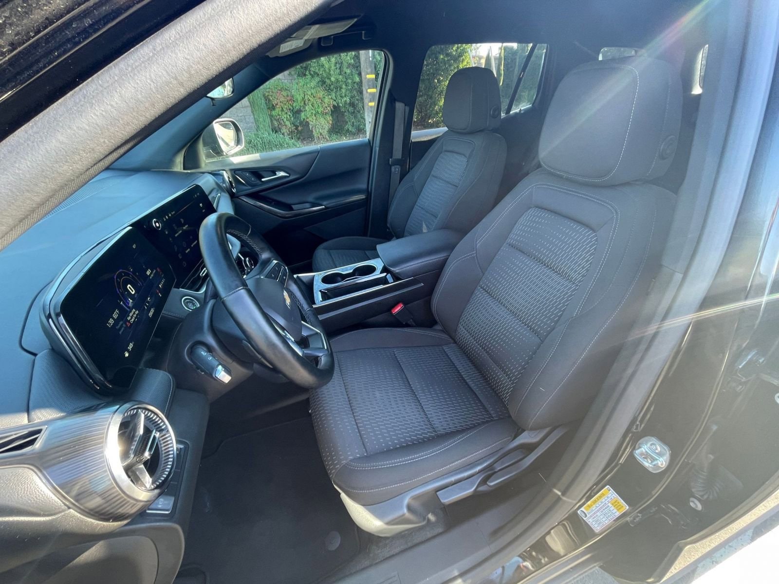 Thumbnail: 2025 Chevrolet Equinox - 35