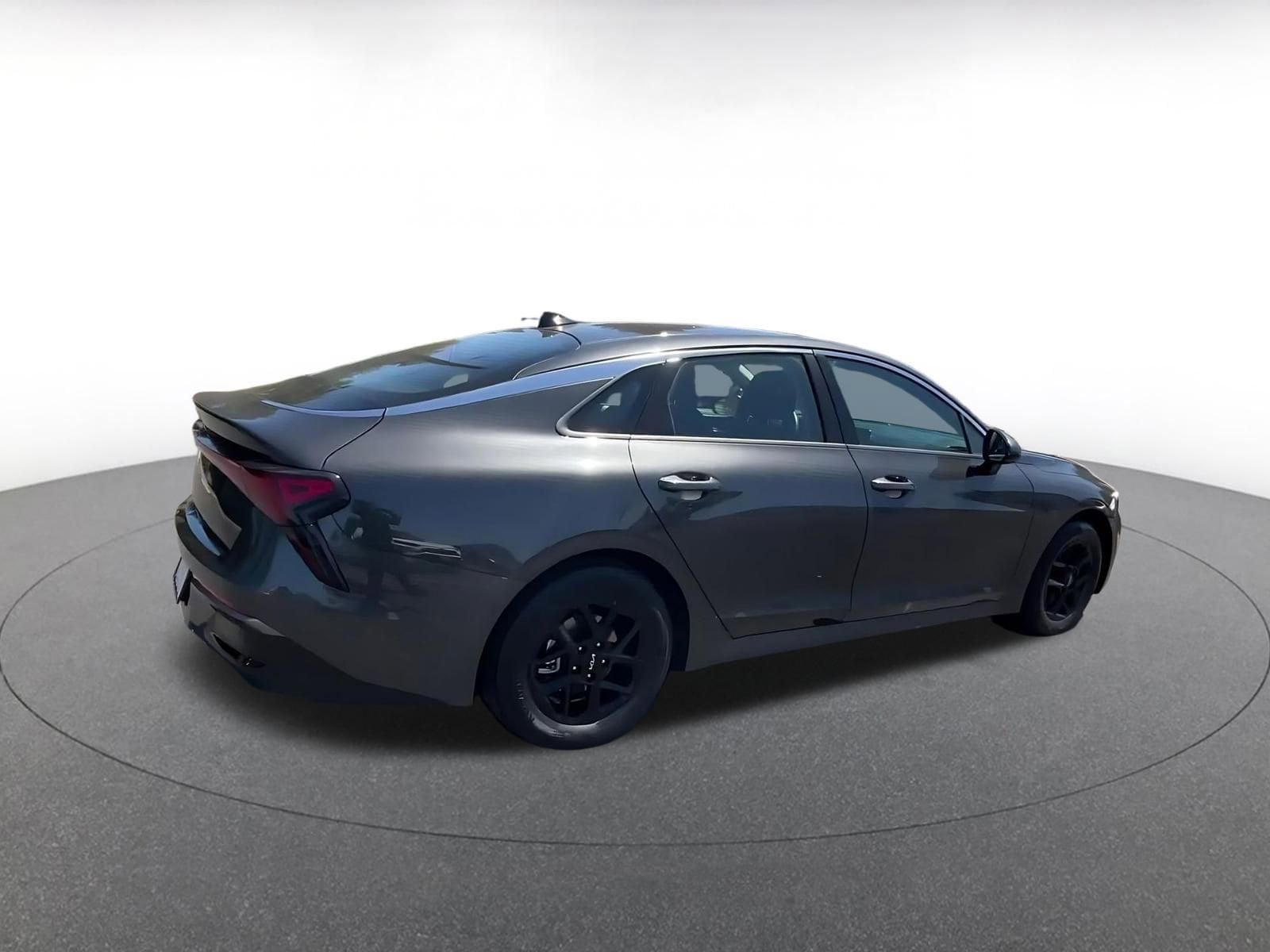 Thumbnail: 2025 Kia K5 - 14