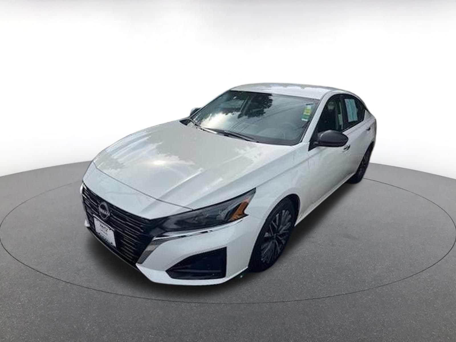 Thumbnail: 2025 Nissan Altima - 6