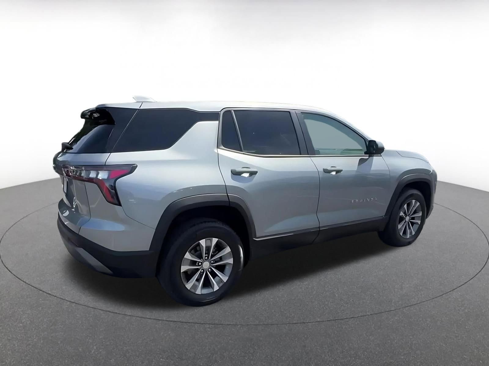Thumbnail: 2025 Chevrolet Equinox - 14
