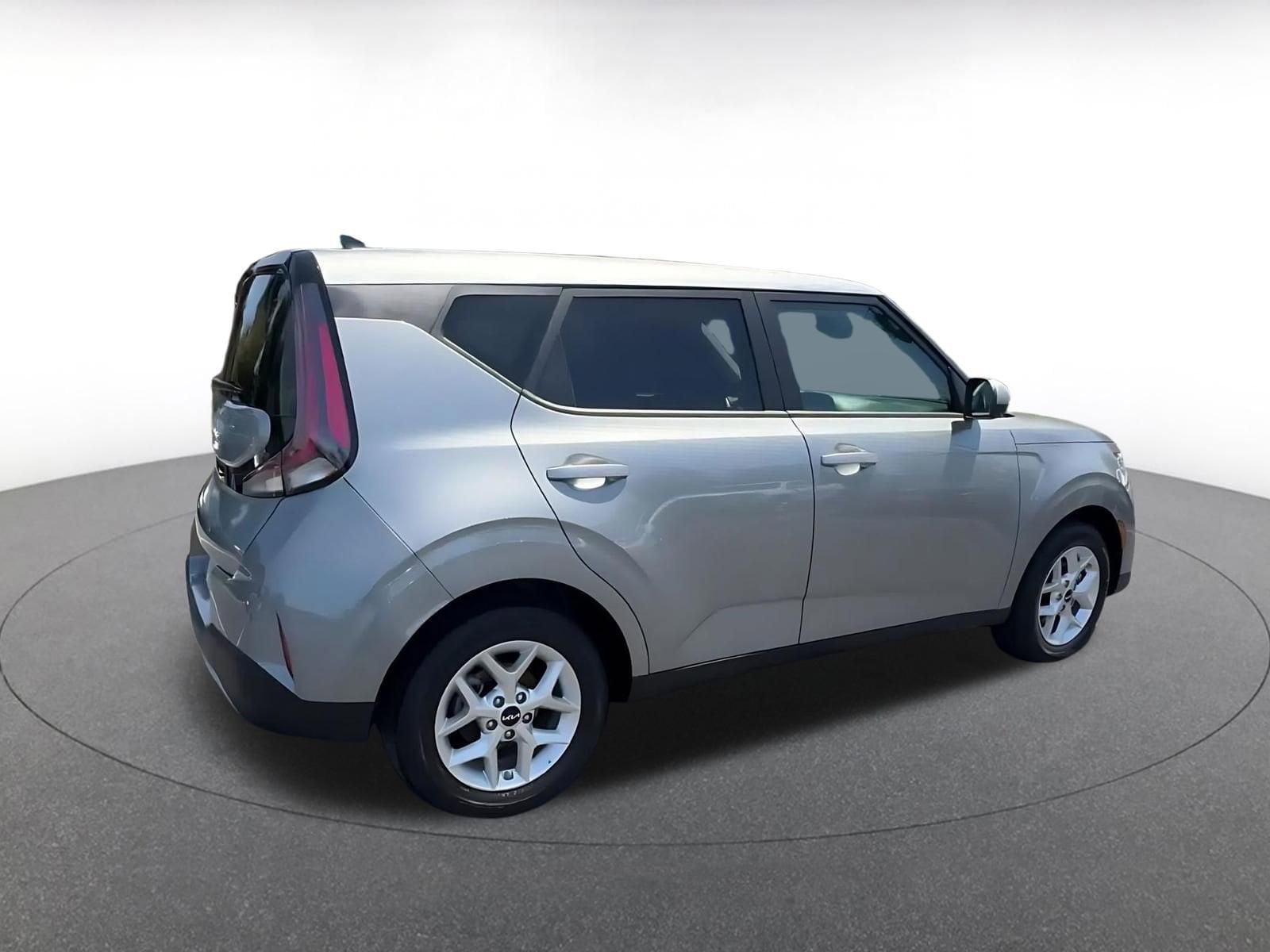 Thumbnail: 2025 Kia Soul - 15