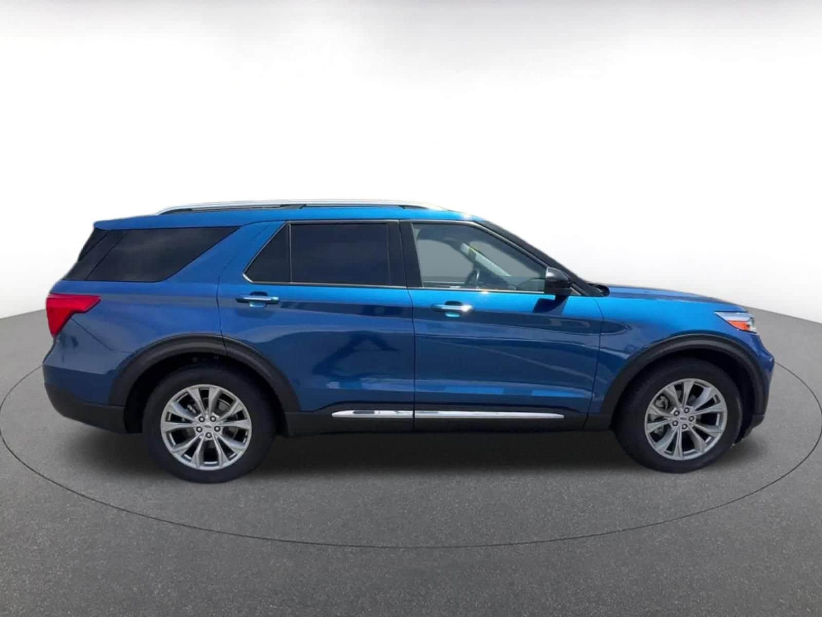 Thumbnail: 2023 Ford Explorer - 16