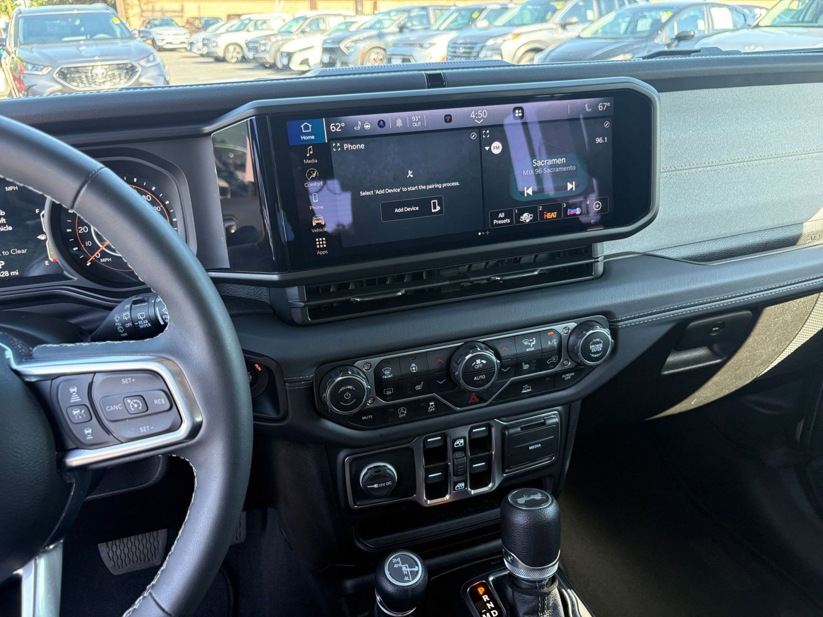 Thumbnail: 2025 Jeep Wrangler - 17